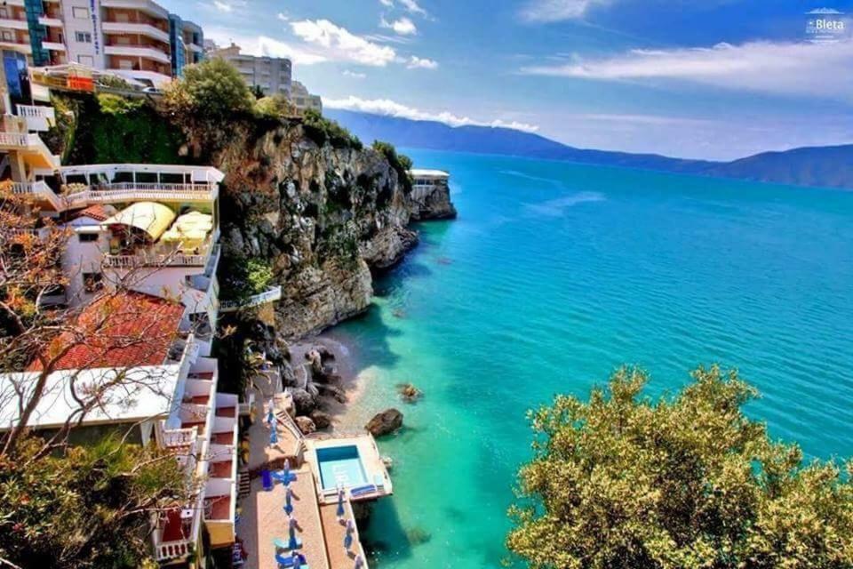 Marebello * Vlorë